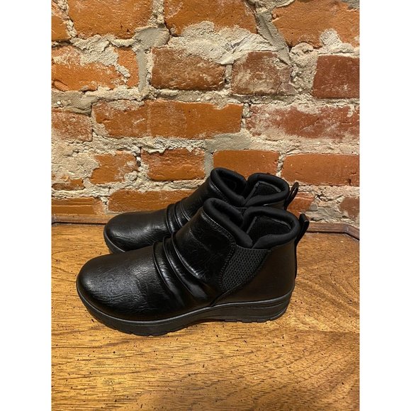 Easy Street Savita Women's Black Ankle Boots Low Heel Size US 7.5 M - Picture 2 of 5